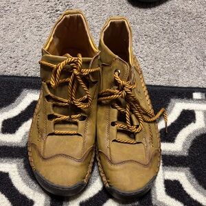 Men's Tan Casual Shoes